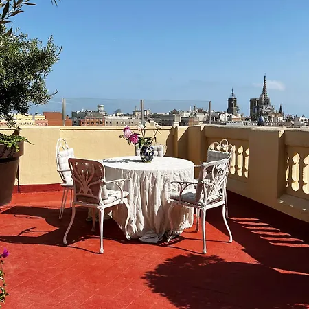 Sunny Penthouse With Sea View Apartment *