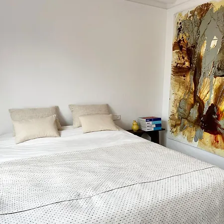 Sunny Penthouse With Sea View Apartman